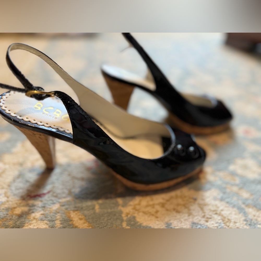 VINTAGE BCBG Black Patent Slingback Heels with Cork Heel